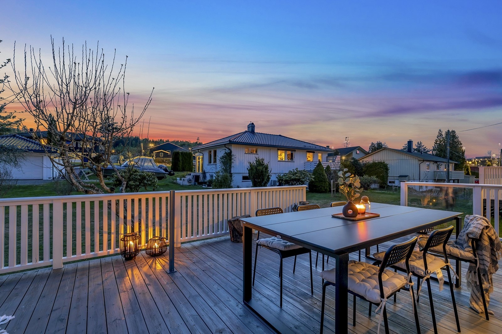 Hovedleilighet/Leilighet 1: Stor terrasse med gode solforhold Galleribilde