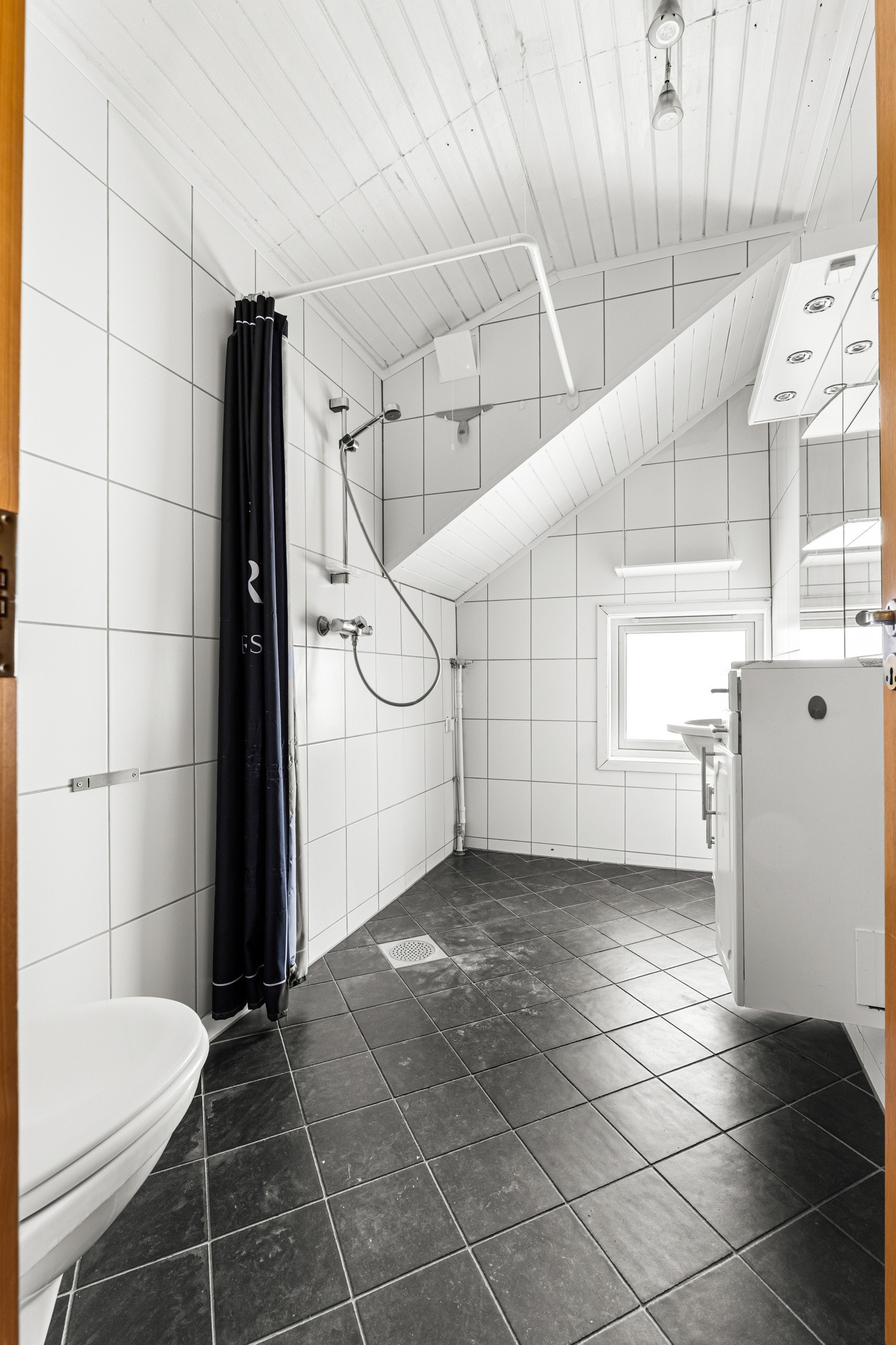 Bad - 2. etasje Galleribilde