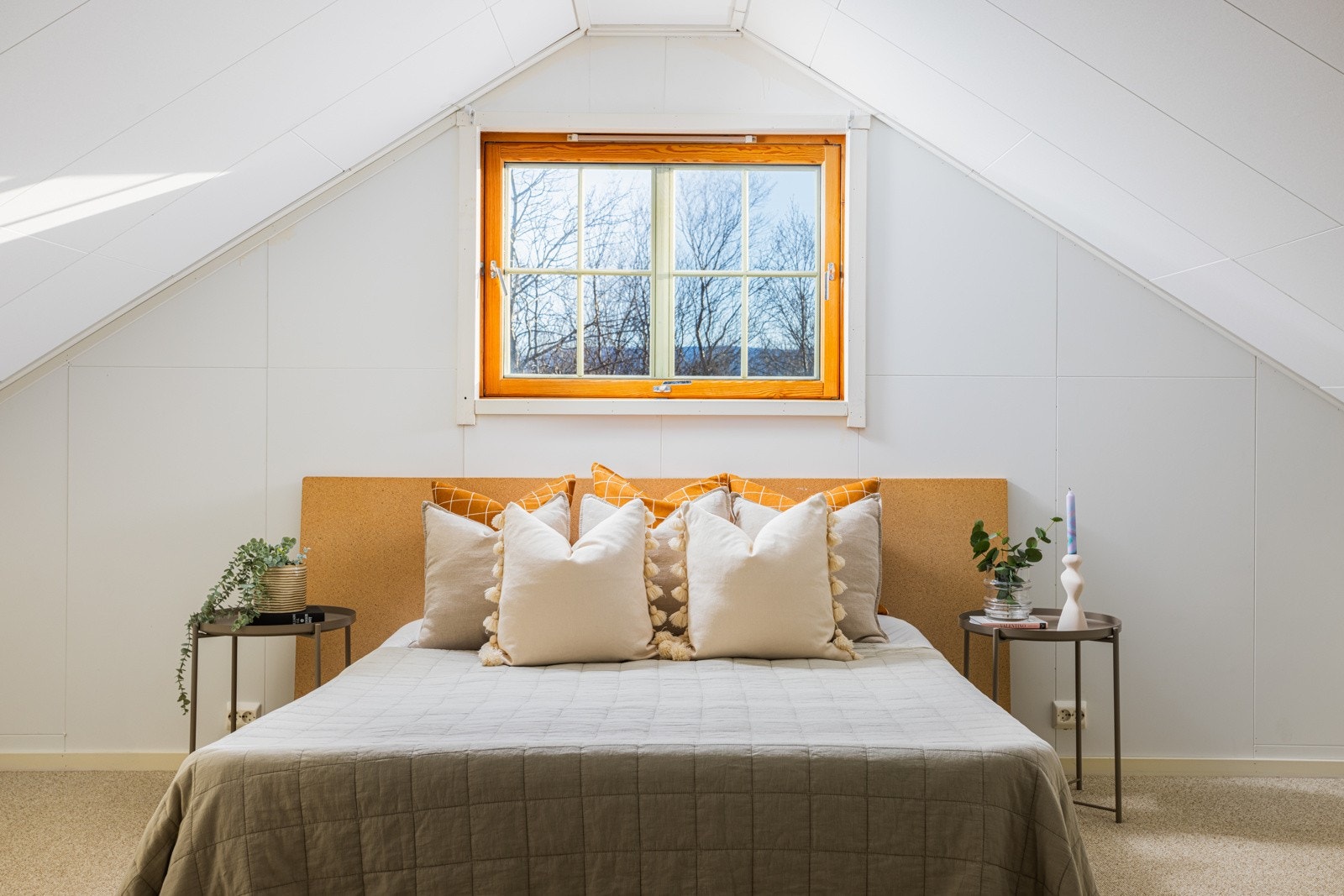 I loftetasjen finner du de to resterende soverommene. Galleribilde