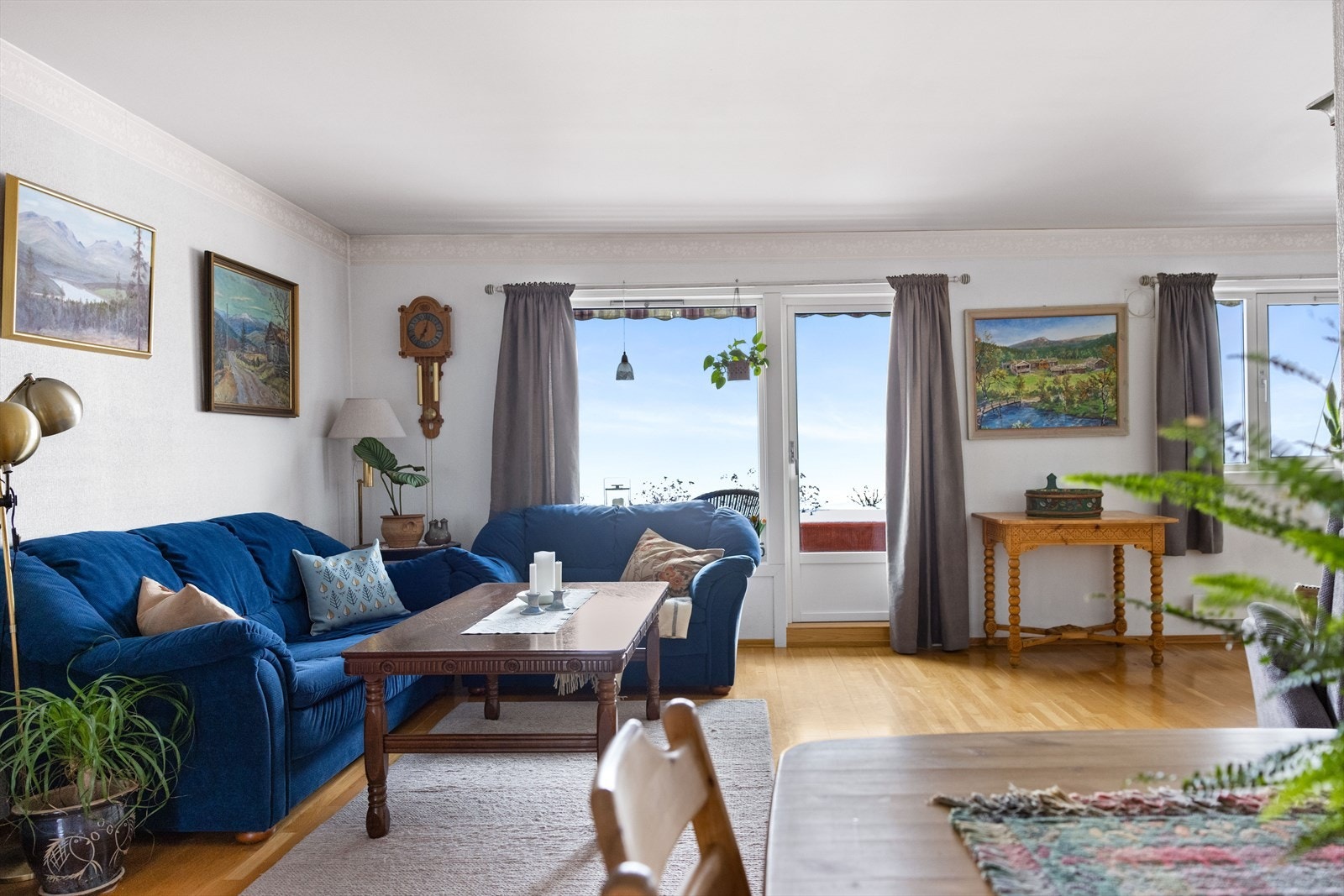 Tv abonnement er inkludert i felleskostnadene. Galleribilde