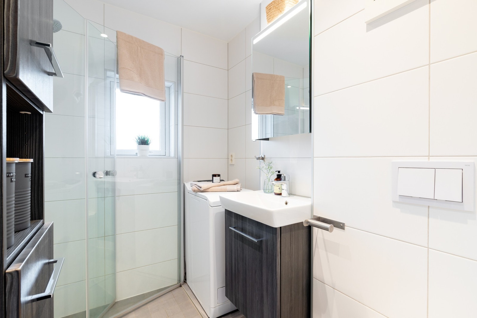 Flislagt baderom med varme i gulv. Galleribilde