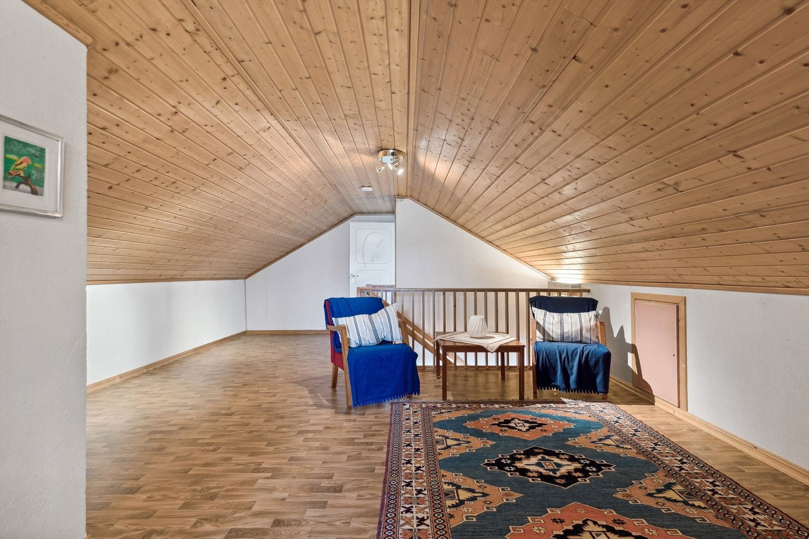 Loftstue med flere bruksmuligheter. Galleribilde