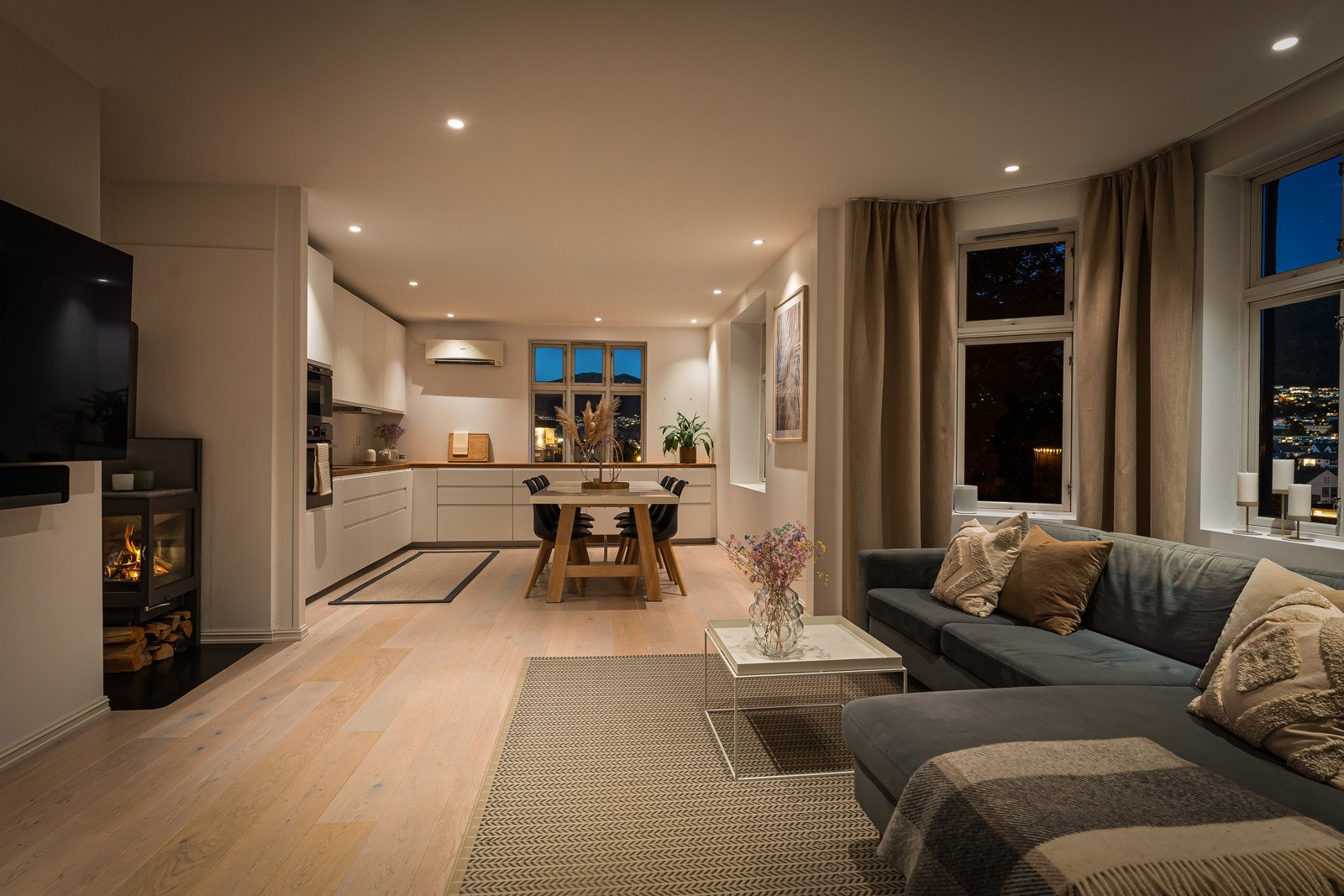 Her kan du invitere venner og familie på koselig middager! Galleribilde