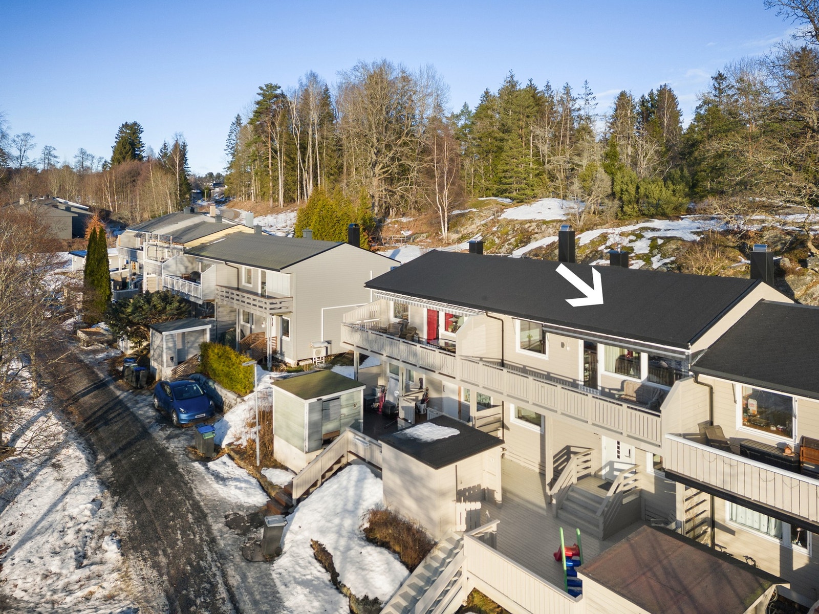 Ask Foss v/ Madeleine Daffinrud har gleden av å presentere Dueveien 16! Galleribilde