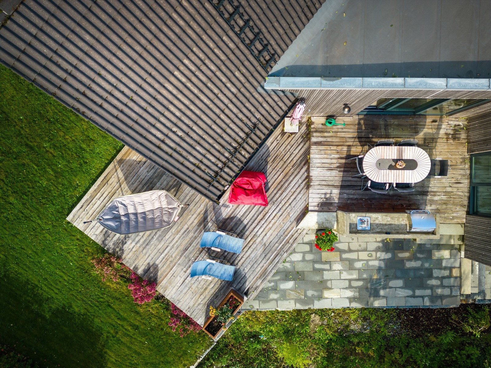 Har du spørsmål til boligen eller ønsker du visning? Kontakt megler Even Lindseth på tlf. 98 23 96 56 eller e-post el@proaktiv.no. Galleribilde