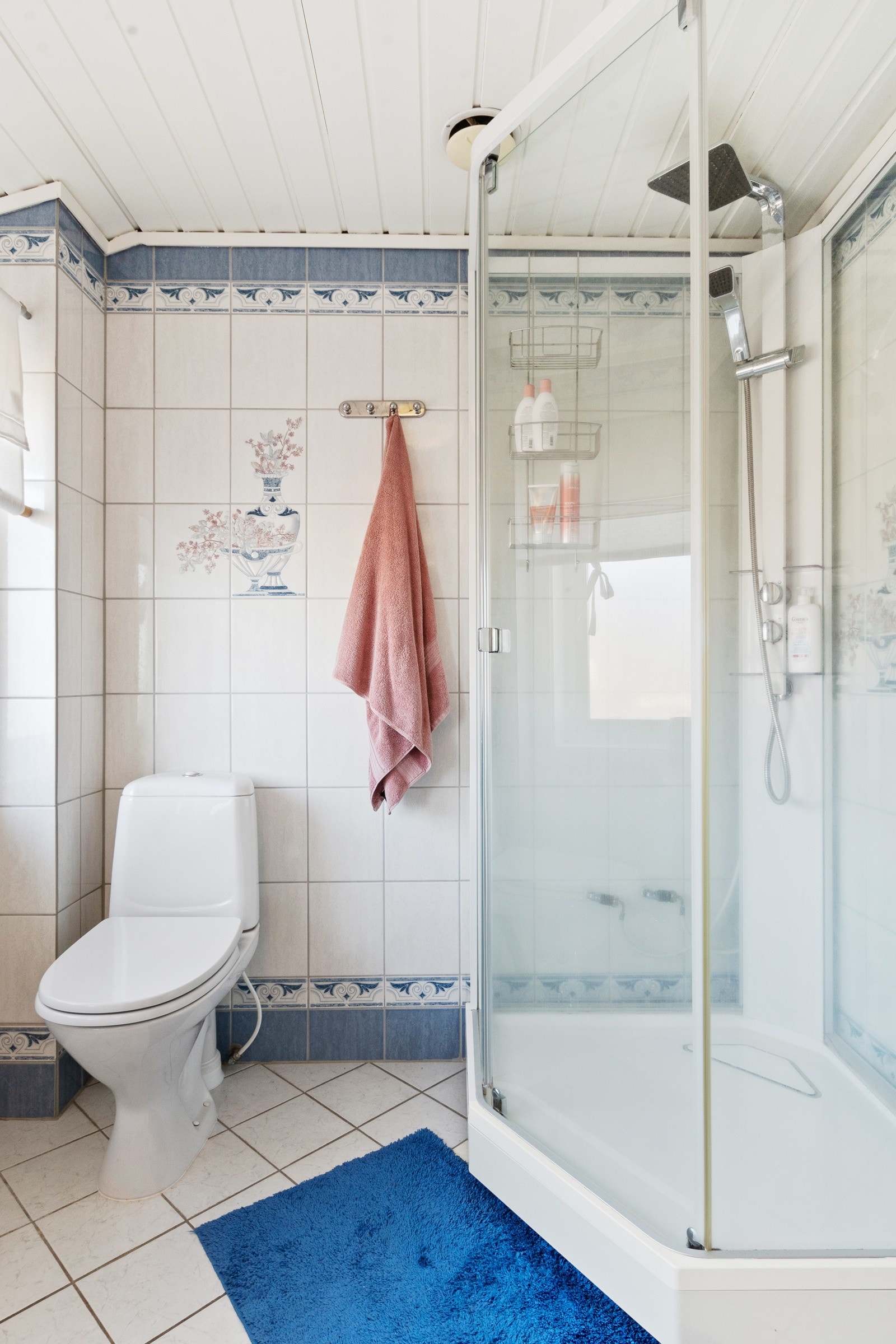 WC og dusjkabinett Galleribilde