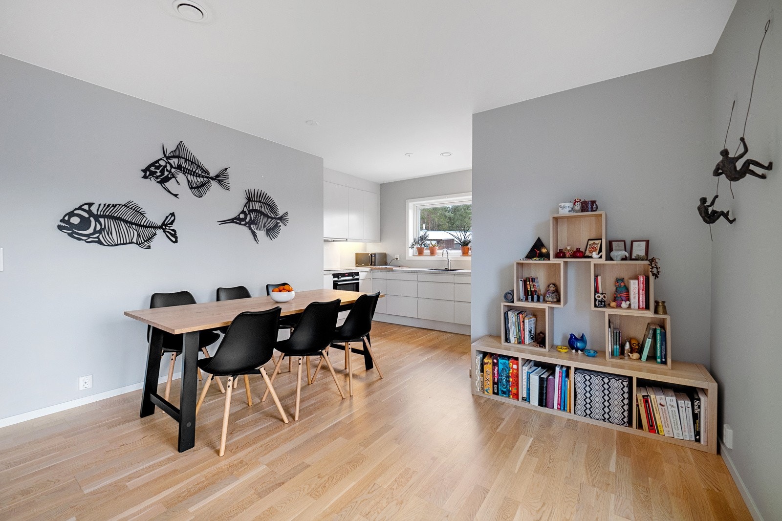 God avsatt plass til spisebord. Galleribilde