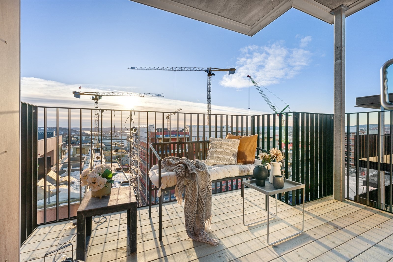 God plass til diverse møblering på balkongen. Galleribilde