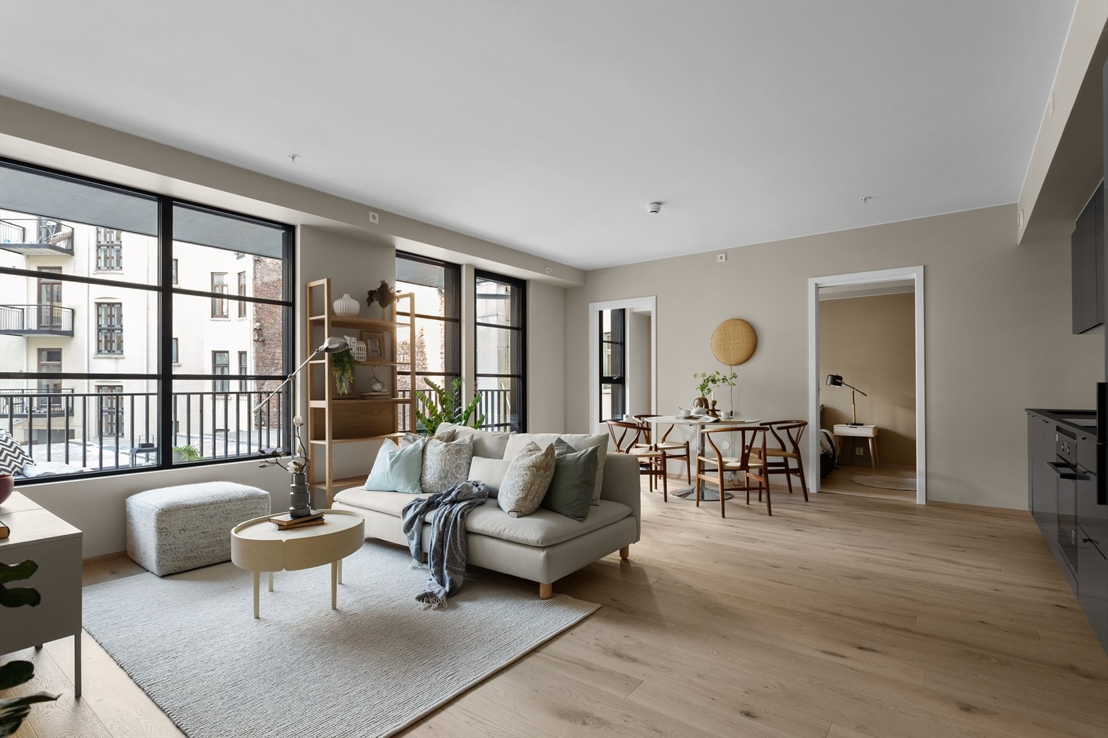 Velkommen til nye Grønlandsleiret 55, og denne romslige 2-roms leiligheten! Galleribilde