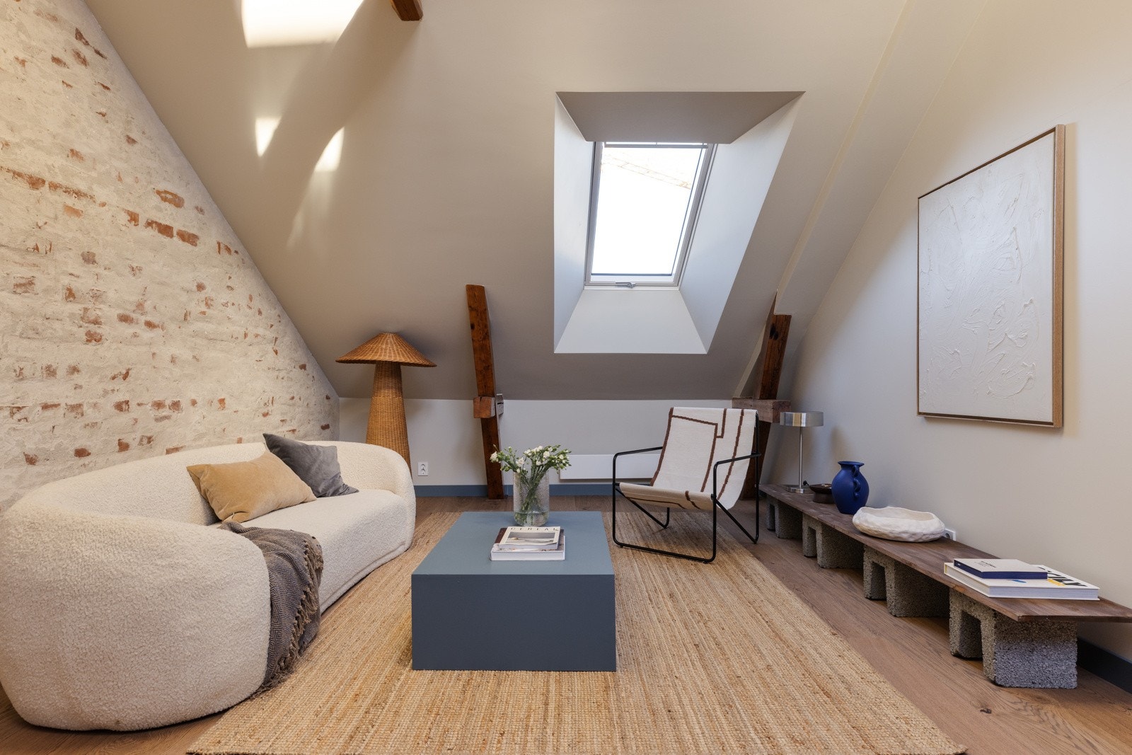 Gode møbleringssoner for sofagruppe, spisestue og annet ønskelig møblement. Galleribilde