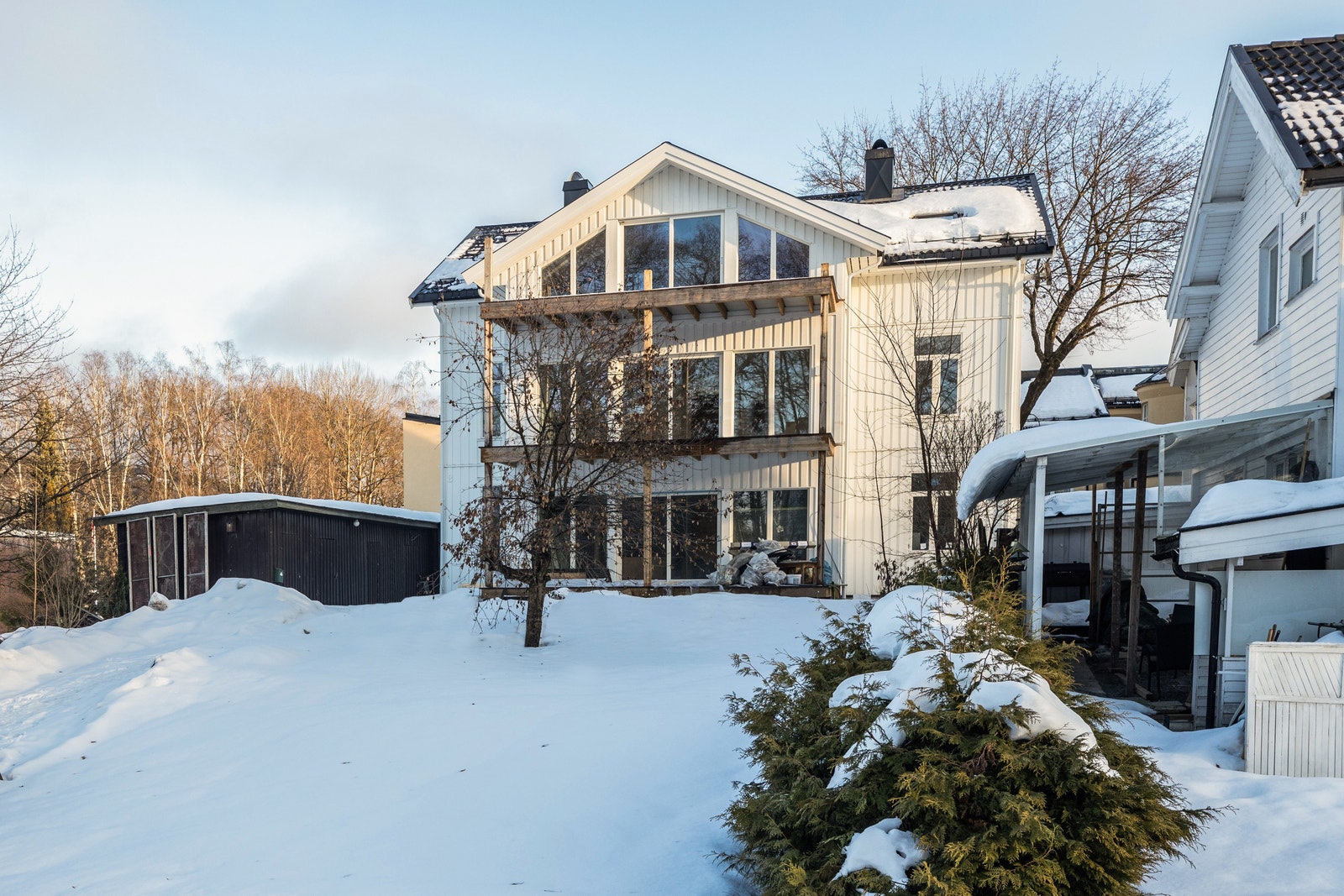 Vestvendt fasade Galleribilde