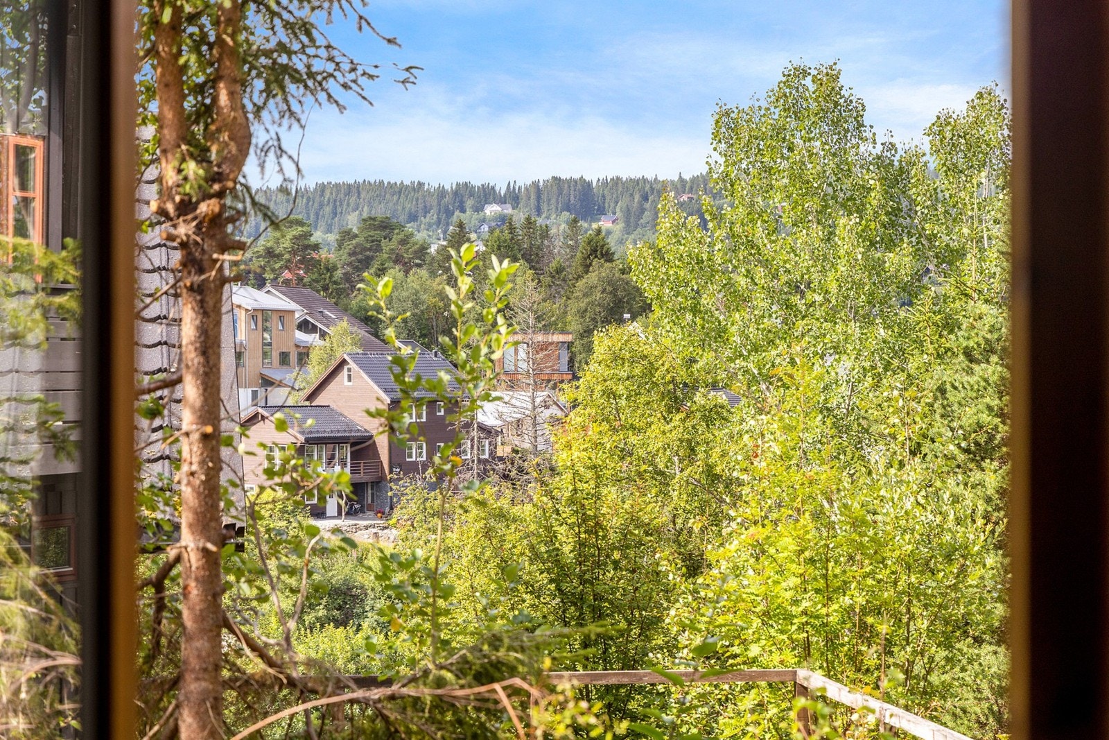 Utsikt fra kjøkken Galleribilde