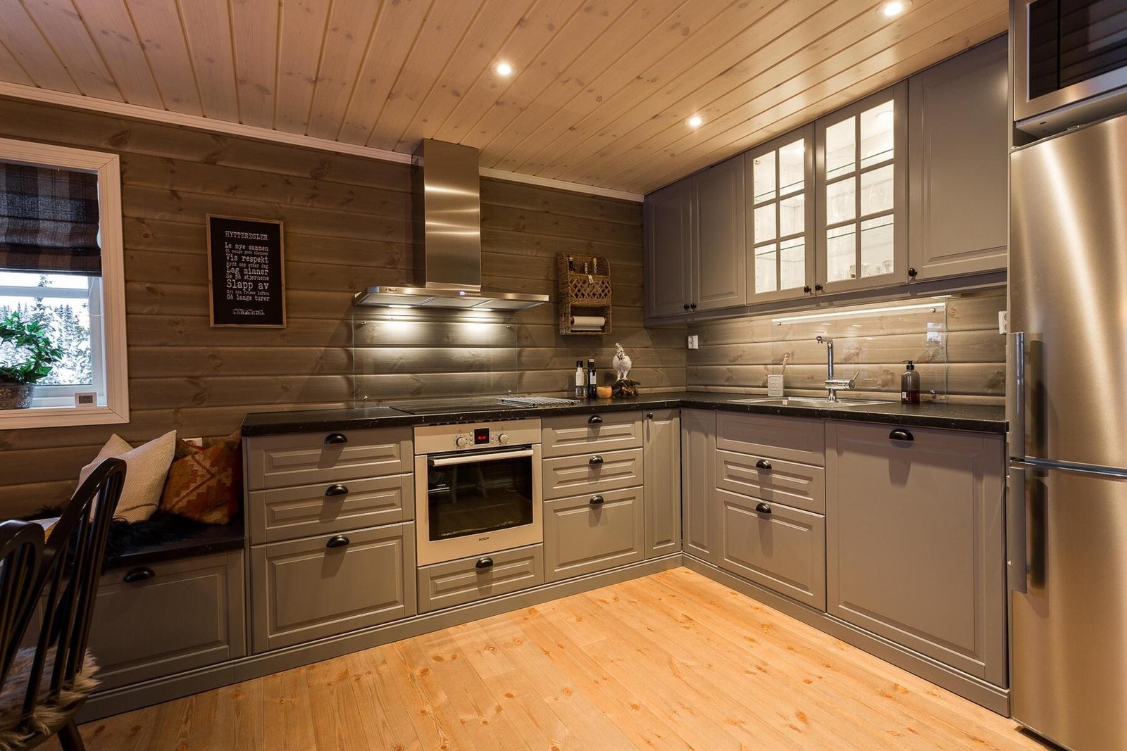 Kjøkkeninnredning medfølger Galleribilde