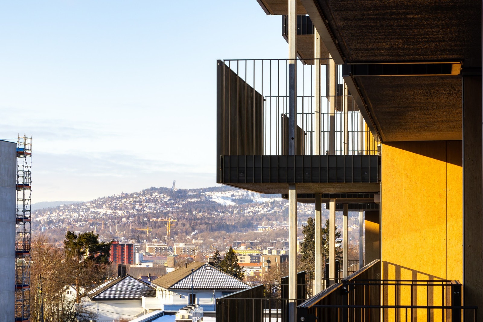 Jan Gunnar Grunden v/EIE Løren har gleden av å presentere denne strøkne 2-roms leiligheten i Sinsenveien 53D Galleribilde