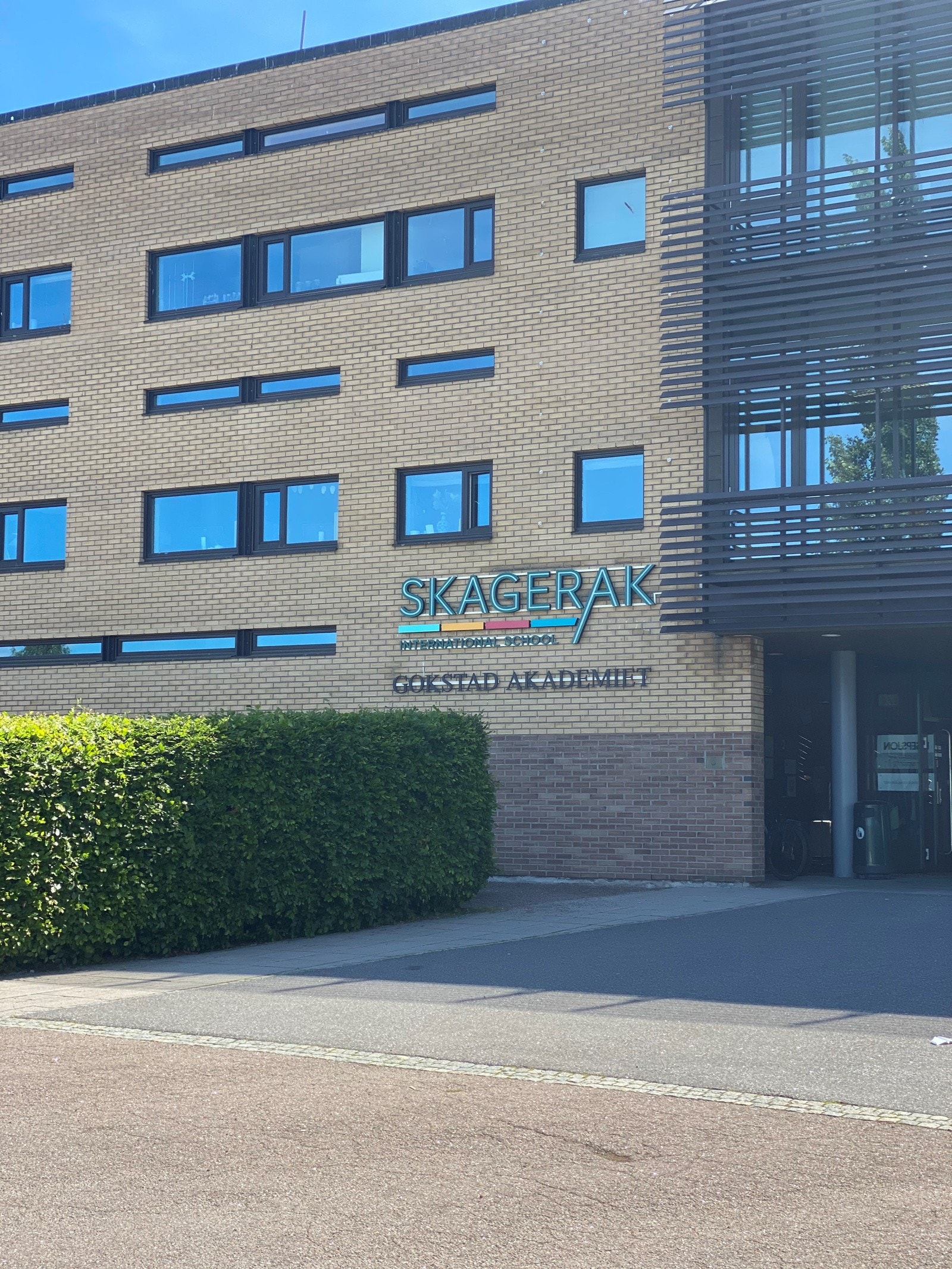 Skagerak international school er like ved leiligheten Galleribilde
