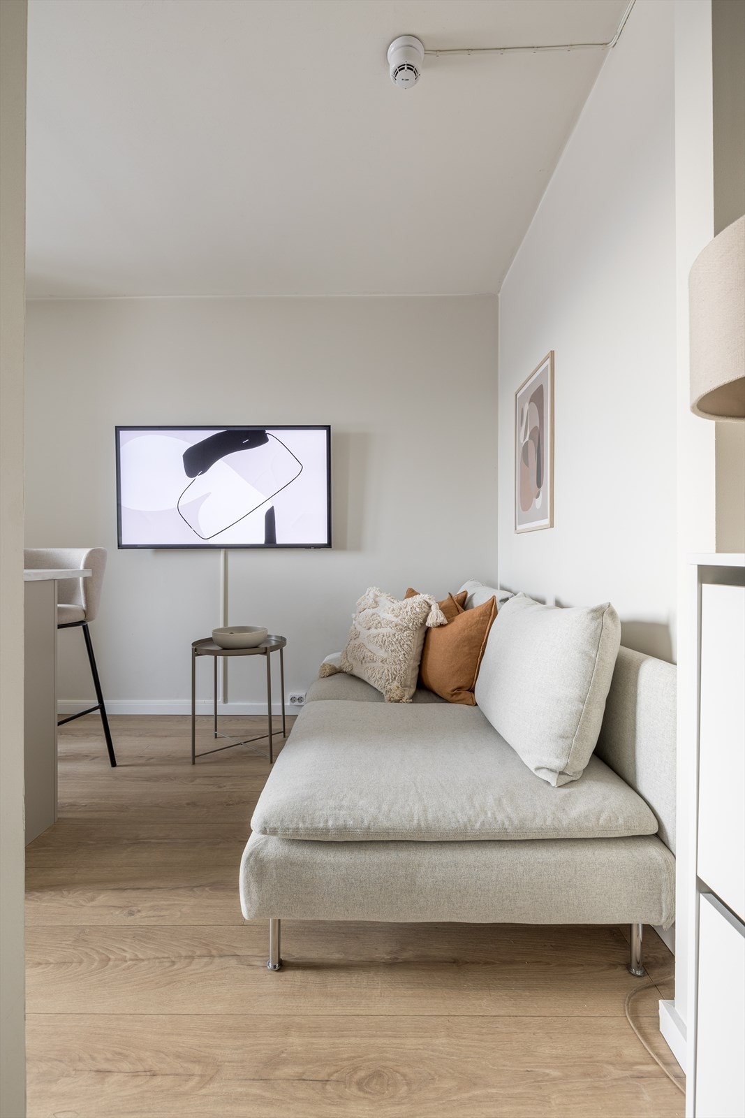 - Gulvflater er belagt med 1-stavs laminat fra BerryAlloc av typen rodeo drive - Galleribilde