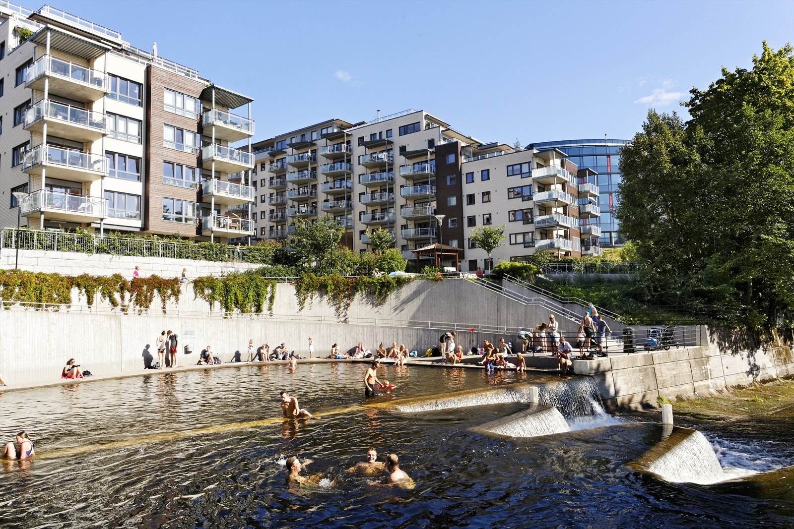Nydalen badeplass kun en spassertur unna leiligheten Galleribilde