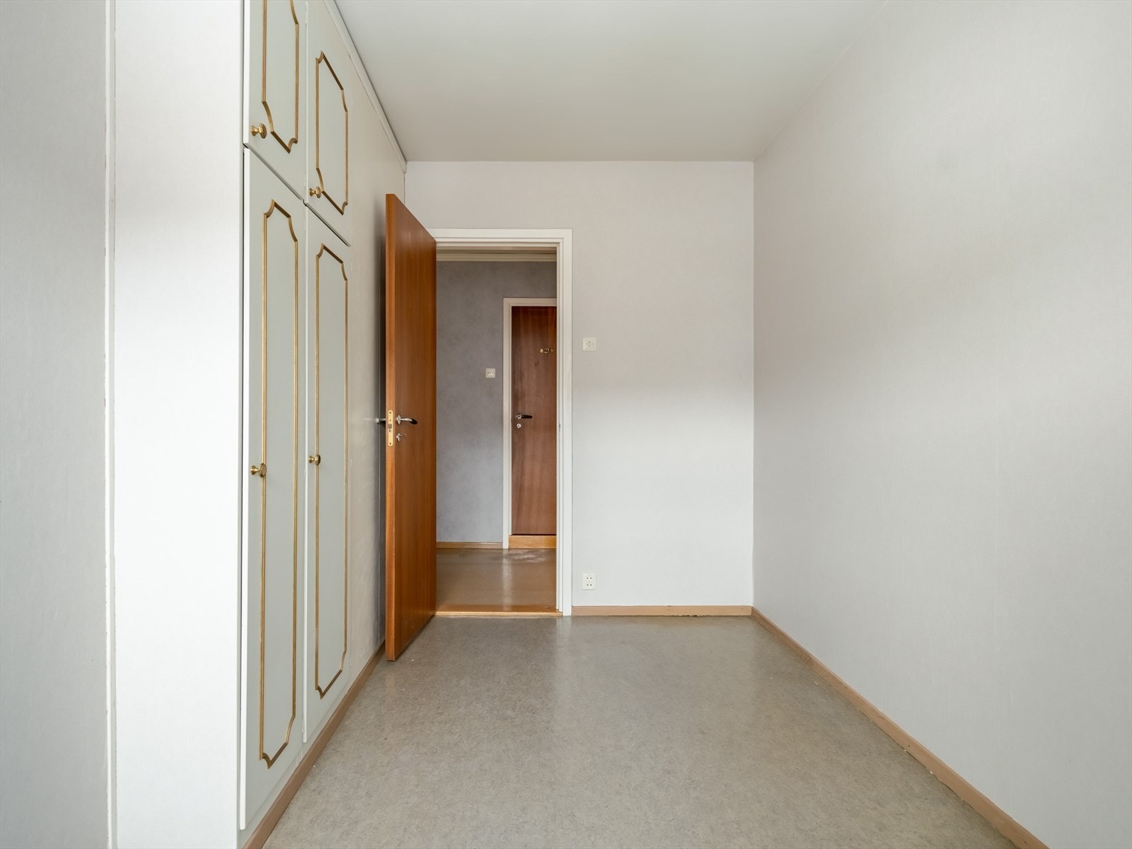 Innebygd garderobeløsning. Galleribilde