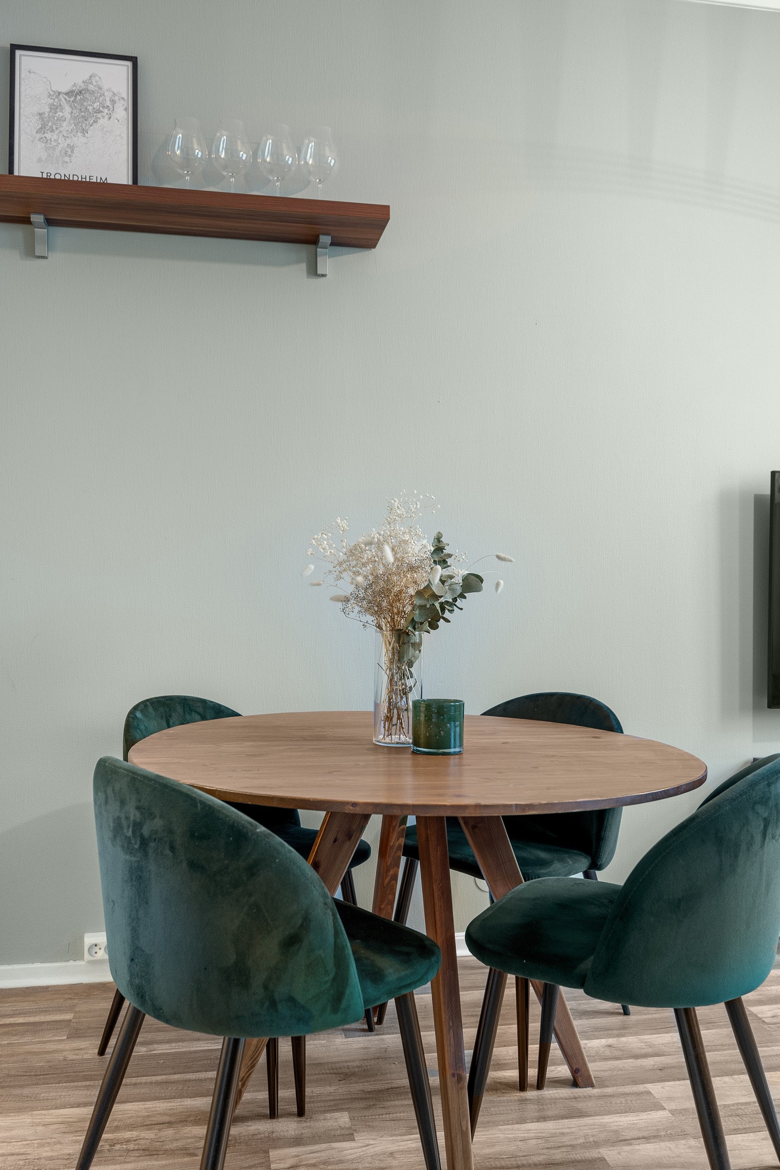 God utforming med velegnet plass til spisestue. Galleribilde