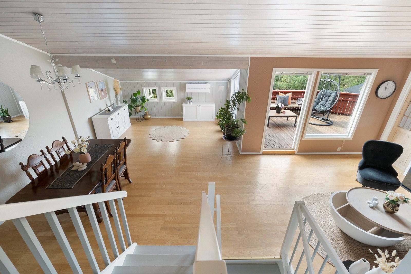 Trappehall mot stuen Galleribilde