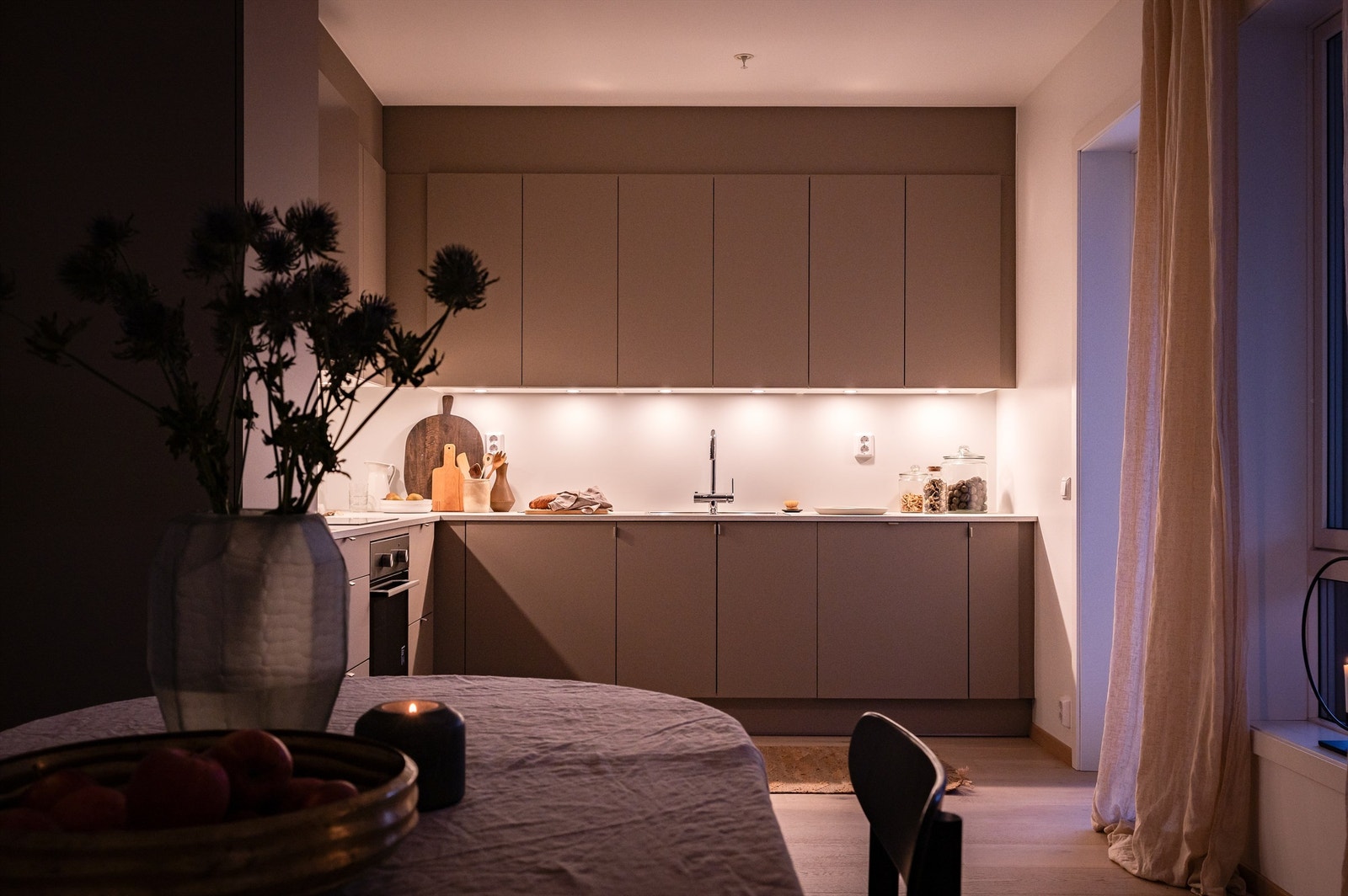 Her kan kokken sosialisere seg fint med gjestene Galleribilde