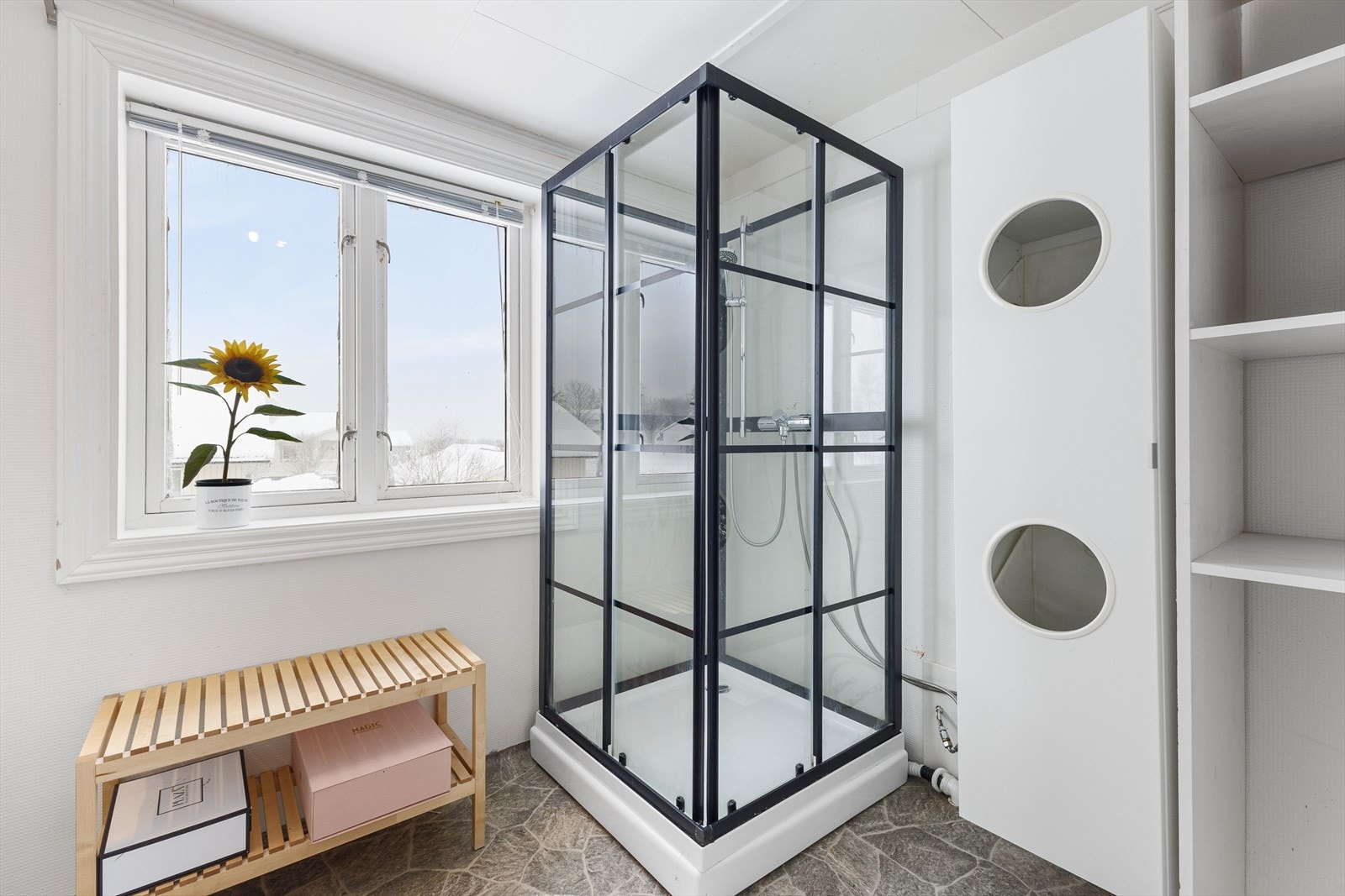 Bad i 2. etasje Galleribilde