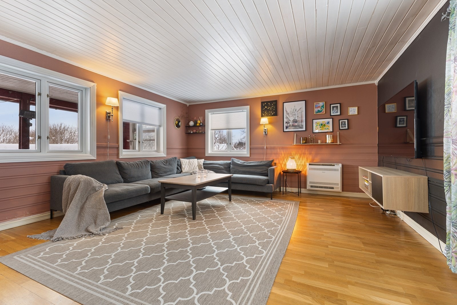 Boligen er modernisert, men det er holdt på den historiske sjarmen. Galleribilde