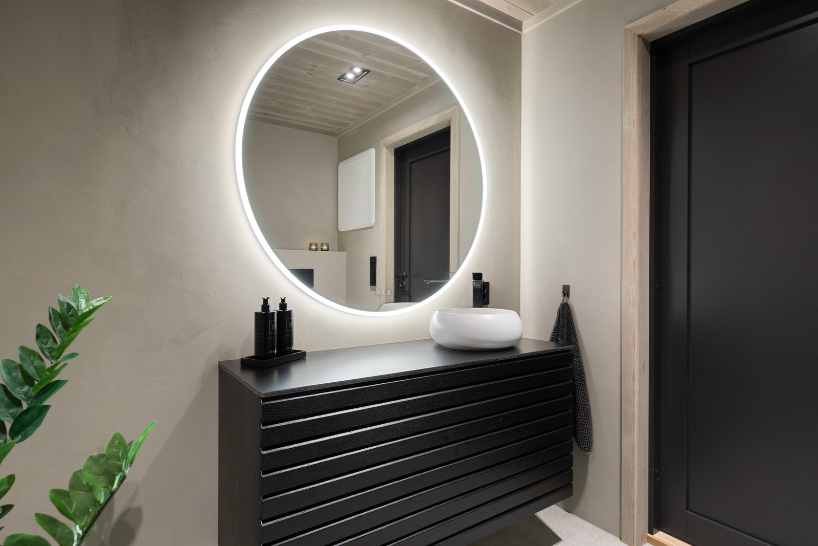 NB! dette er eit bilete frå ei oppgradert og ferdigbygd hytte. Bileta kan difor avvika på leveranse frå standard hytte. Galleribilde