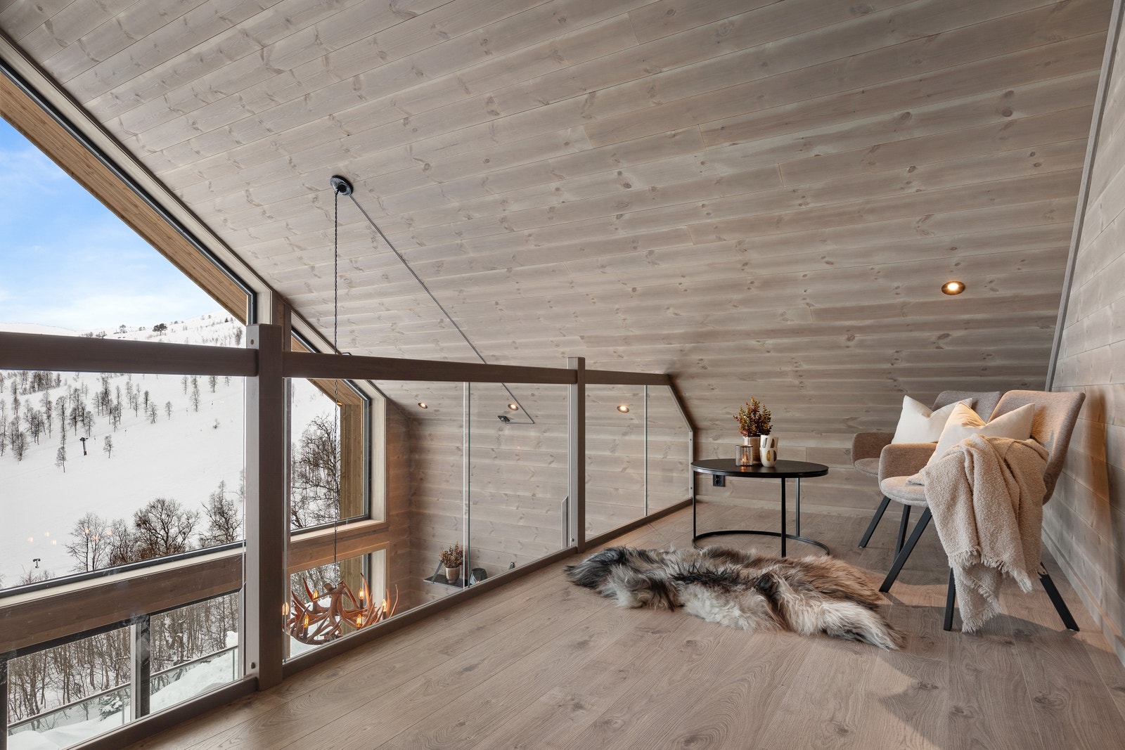 NB! dette er eit bilete frå ei oppgradert og ferdigbygd hytte. Bileta kan difor avvika på leveranse frå standard hytte. Galleribilde