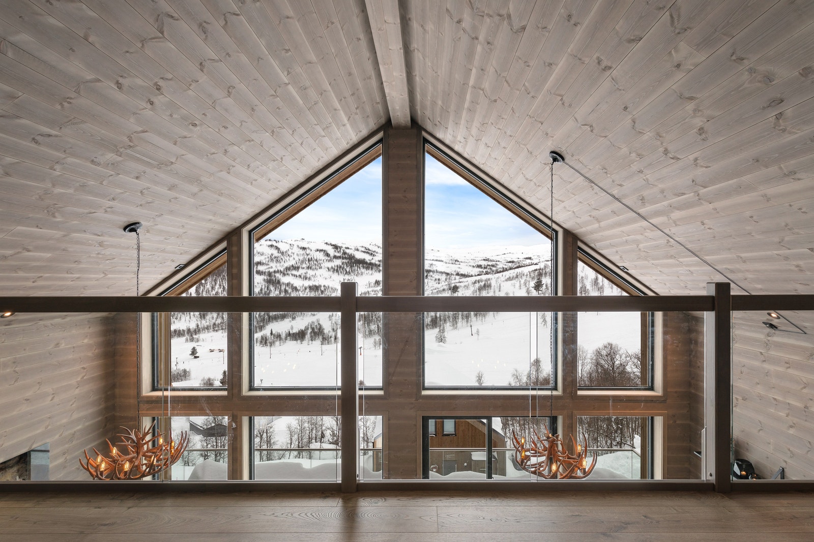 NB! dette er eit bilete frå ei oppgradert og ferdigbygd hytte. Bileta kan difor avvika på leveranse frå standard hytte. Galleribilde