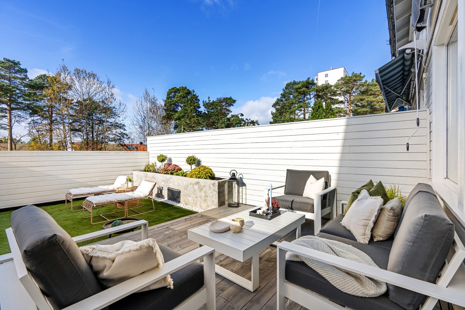 - Velkommen til et nydelig, oppusset rekkehus i et ettertraktet område i Bronseveien på Tinnheia - Galleribilde