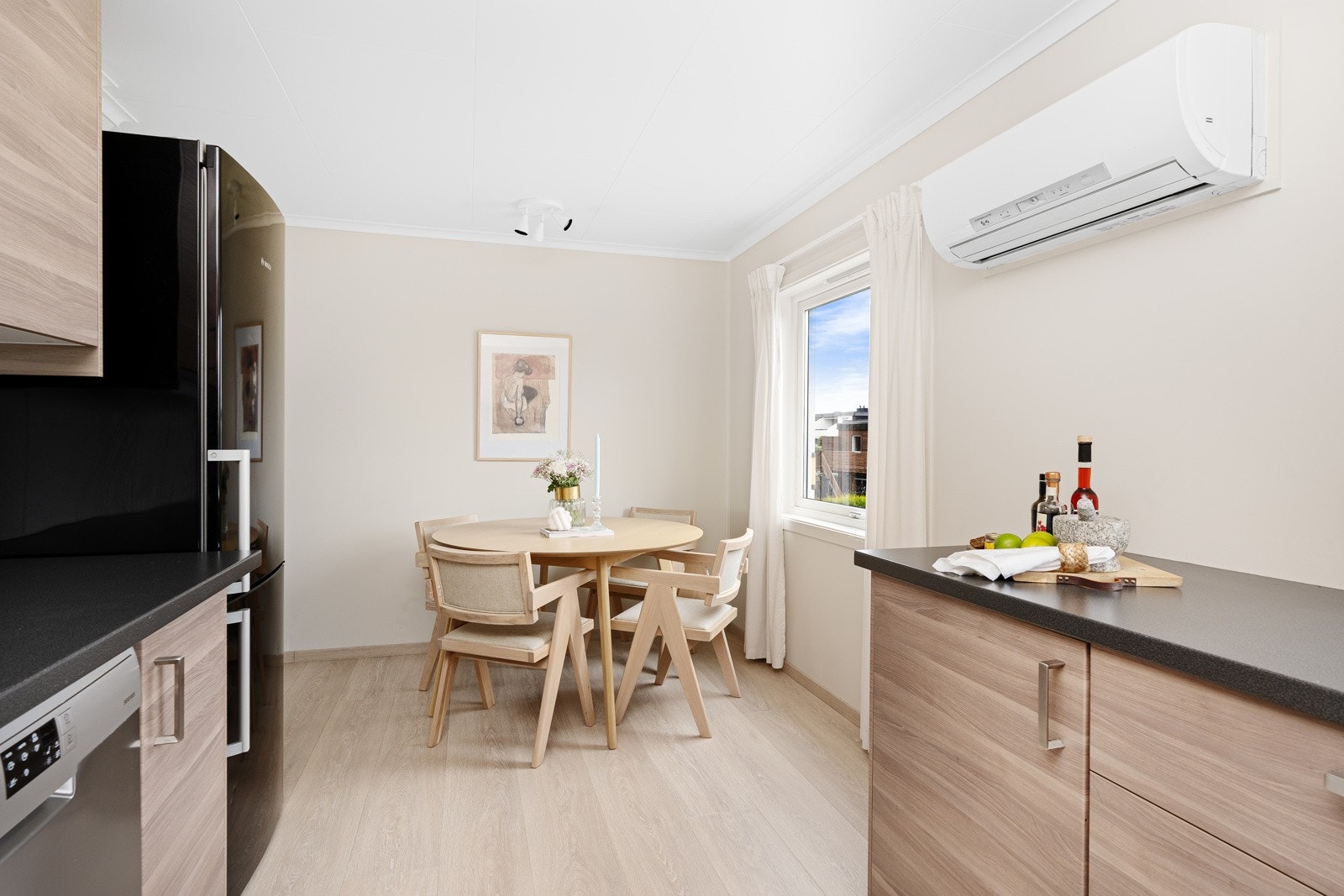 - Fine malte overflater i moderne og tidsriktige fargevalg - Galleribilde