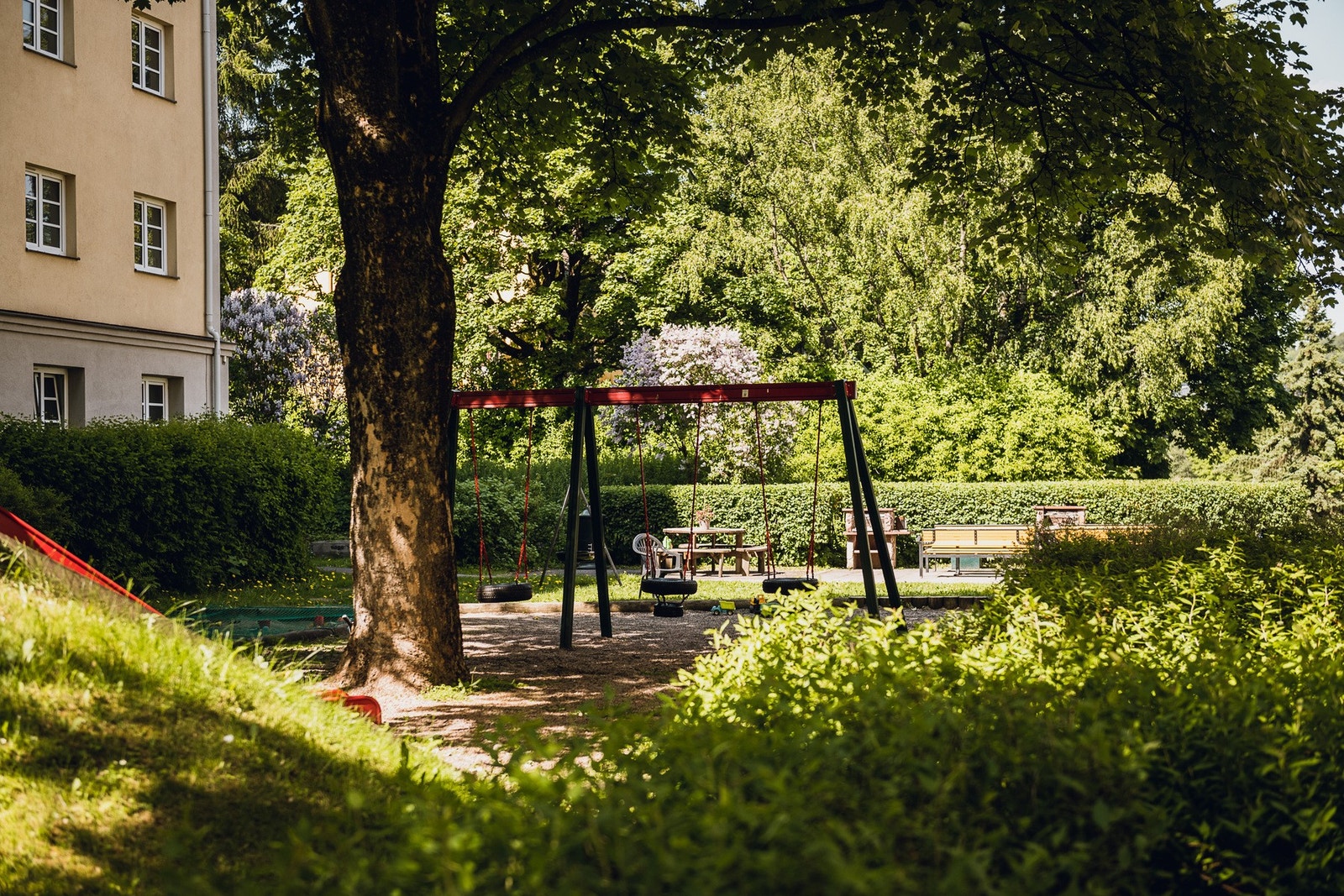 Felles lekeplass til glede for de yngste beboerne. Galleribilde