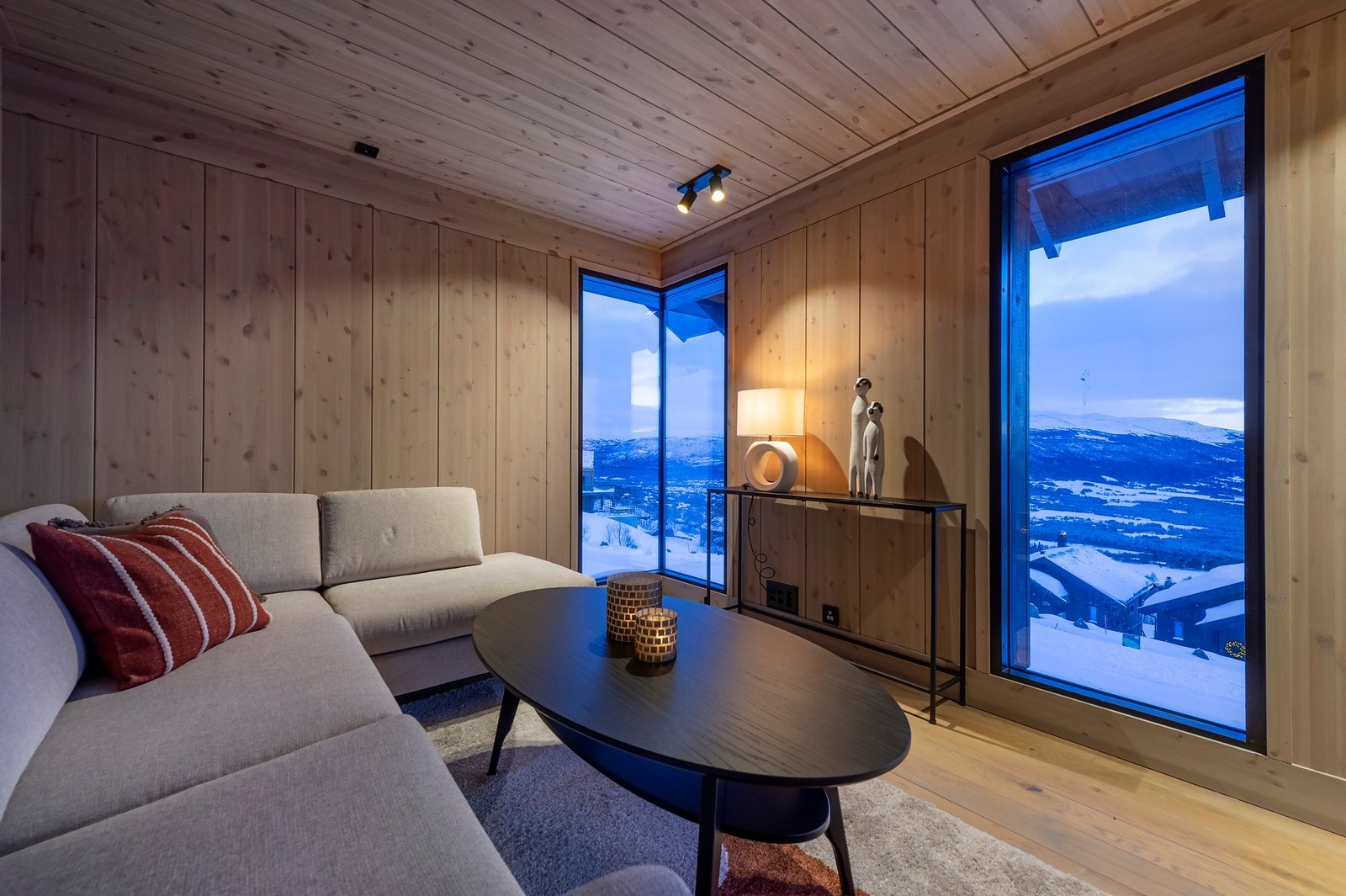 Stilren og flott stue. Galleribilde