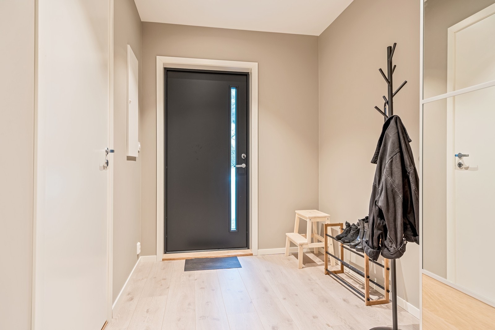 Stort inngangsparti Galleribilde