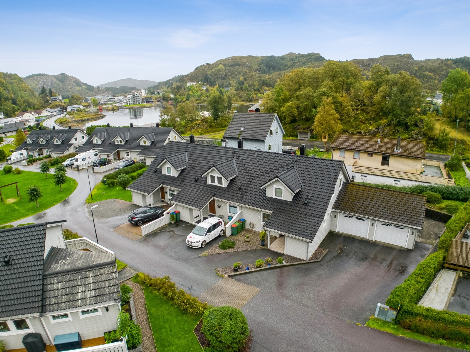 Roleg og fint nabolag Galleribilde