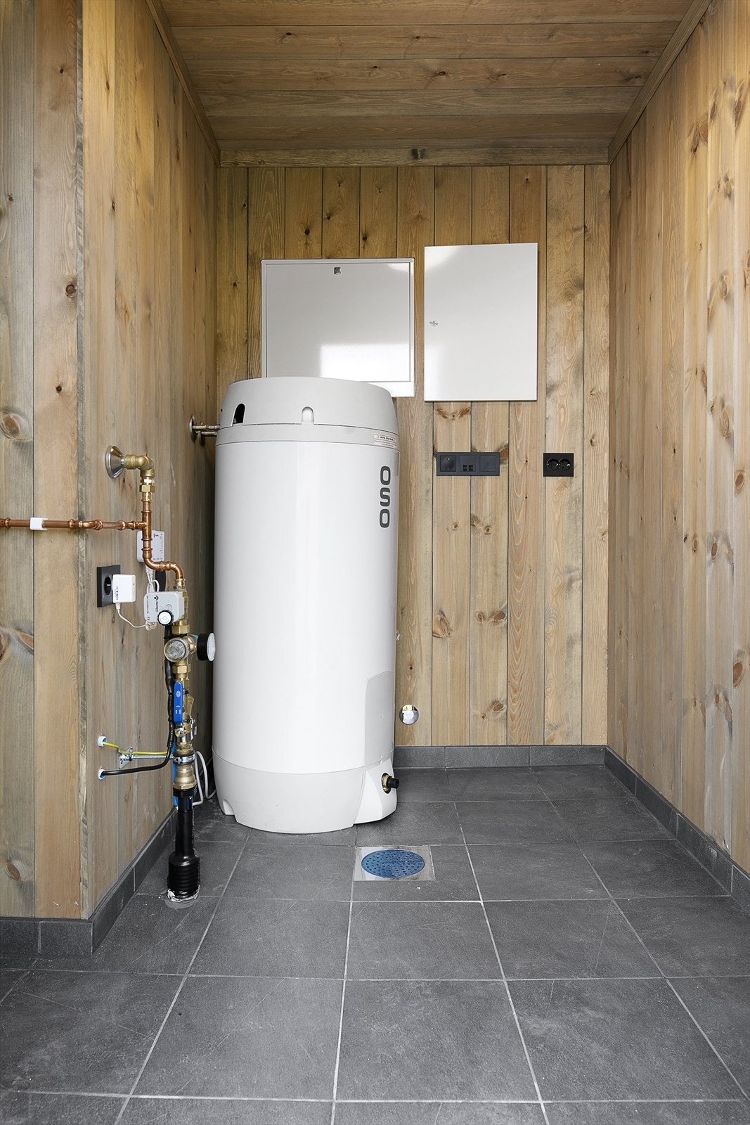 Bod med varmtvannstank. Bilde fra en ferdigstilt bolig i prosjektet med en annen leveranse. Avvik vil forekomme. Galleribilde