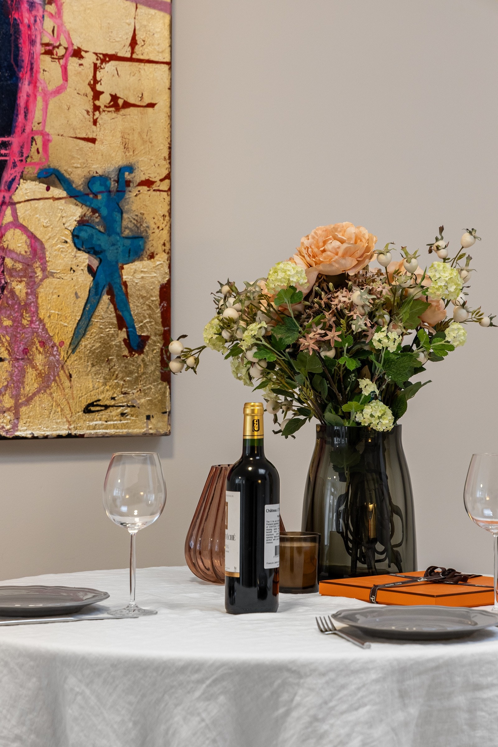 Varmtvann og fyring er inkludert i felleskostnadene. Galleribilde