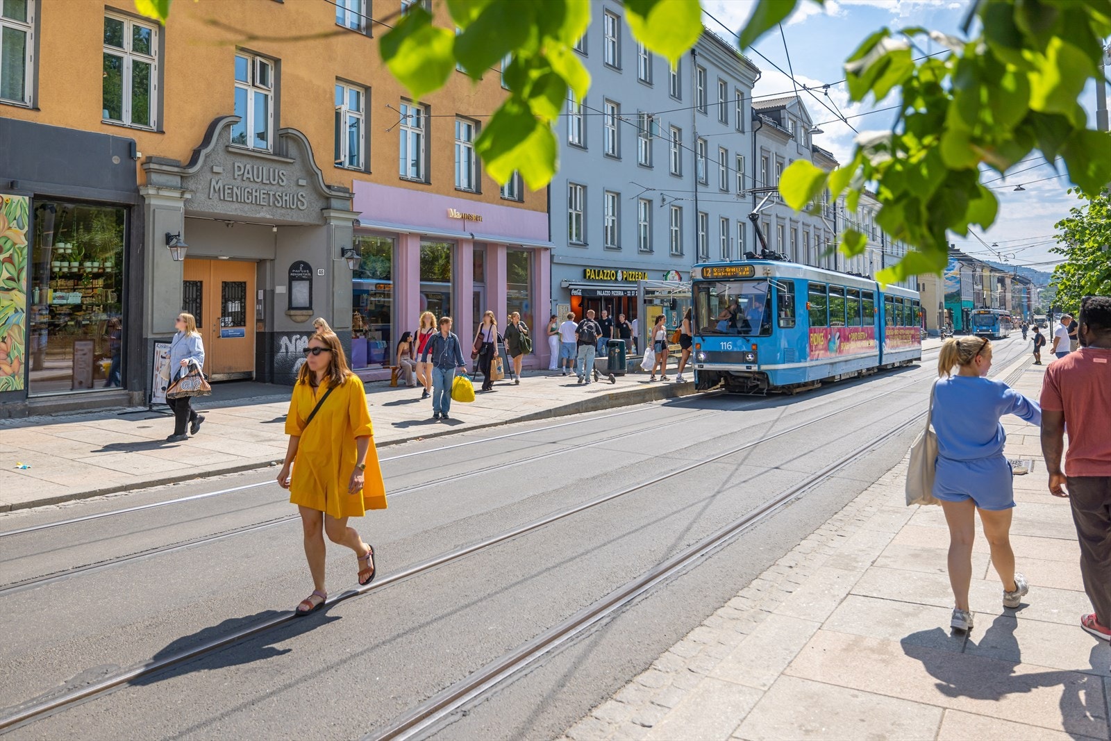 Enkel adkomst til Grünerløkka - med et flust av hyggelige spisesteder og kafeer. Galleribilde