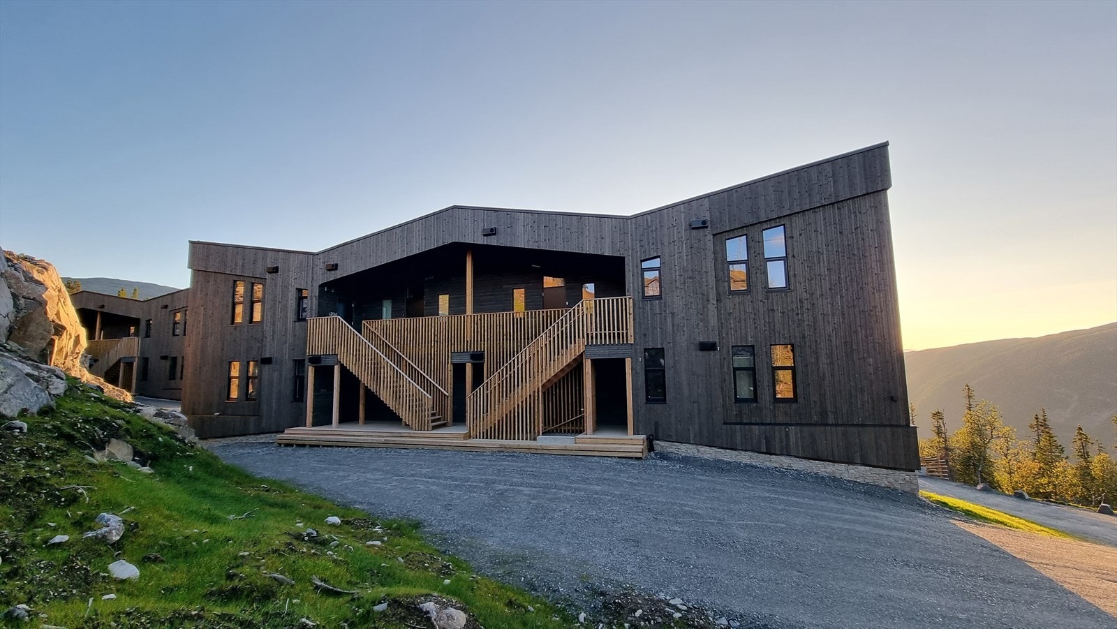 Kollen SkiLodge bygning B per september 2023. Leilighet B204 på venstre øvre hjørne Galleribilde