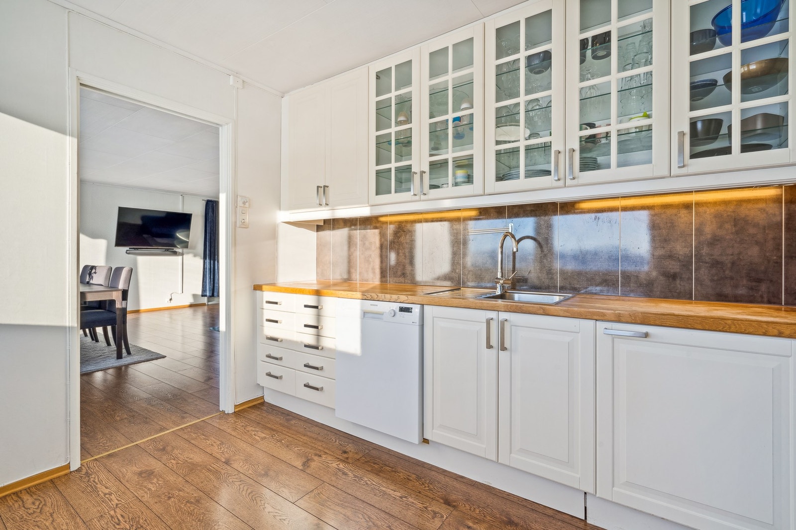 Kjøkken i hovedetasje Galleribilde