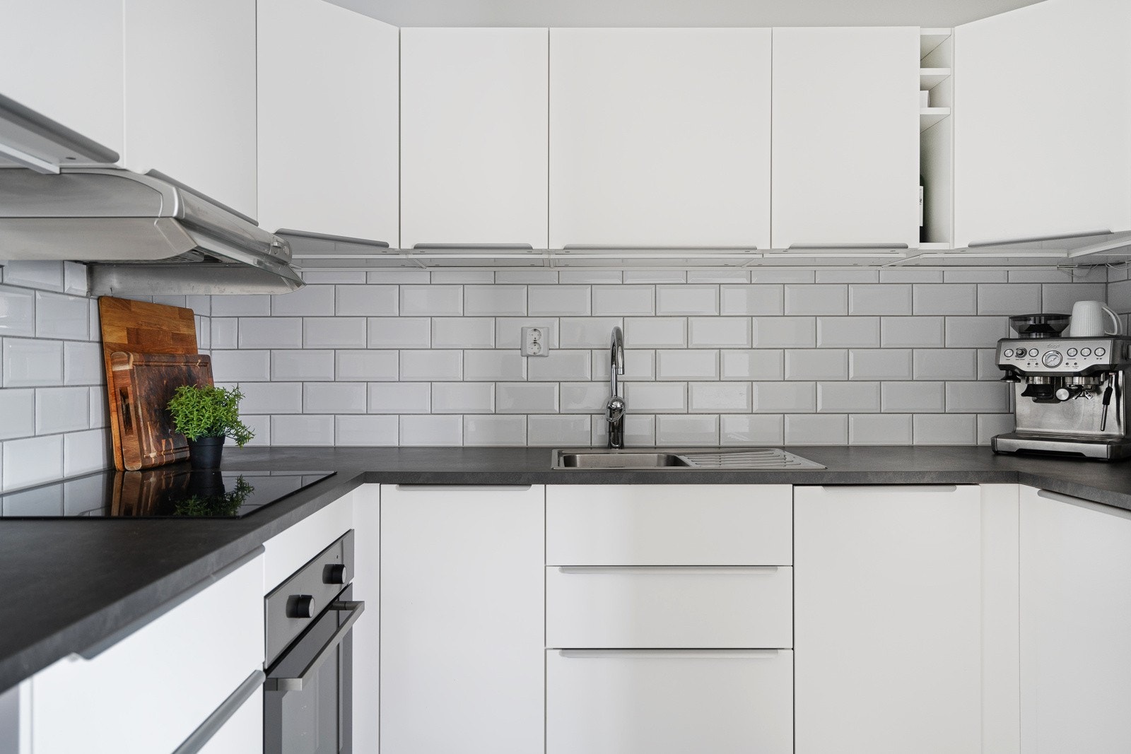 Her er det god arbeidsplass for hobbykokken! Galleribilde