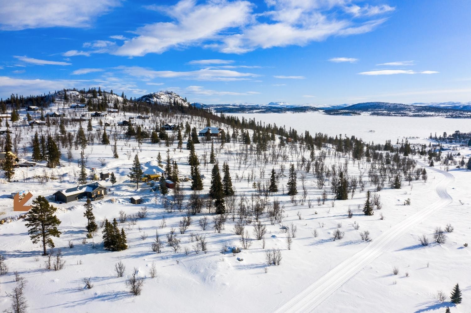 Pilen viser kun ca plassering. Oppfordres til å se på kart og dra på visning. Galleribilde