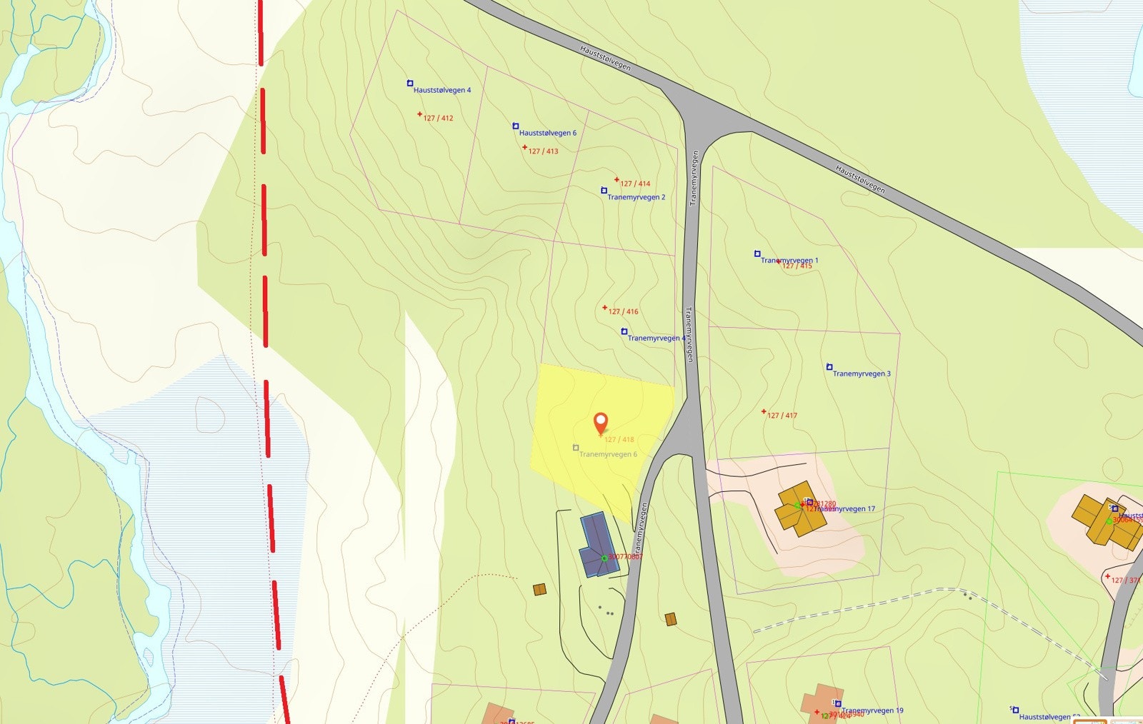 Skiløype og tomta. Galleribilde