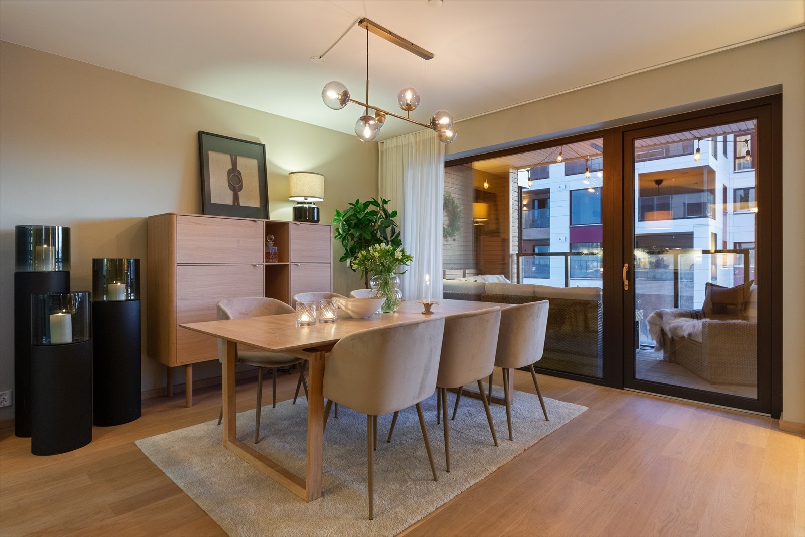 Leiligheten har balansert ventilasjon som gir behagelig inneklima året rundt. Galleribilde