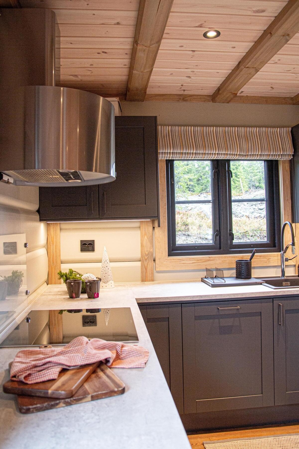 Kjøkkeninnredning fra Huseby medfølger Galleribilde