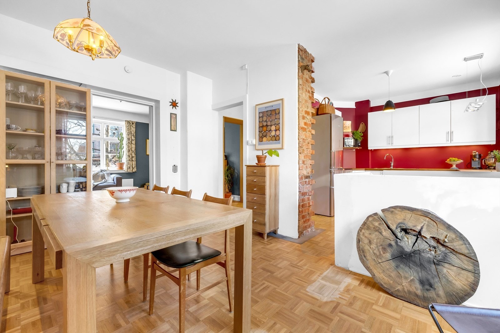 Leiligheten går over to plan og har en god planløsning Galleribilde