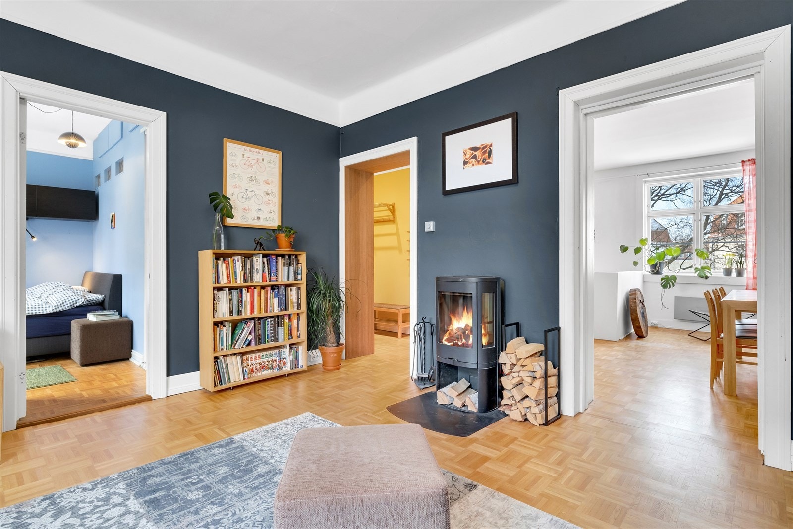 Fra stue er det også inngang til hovedsoverom Galleribilde