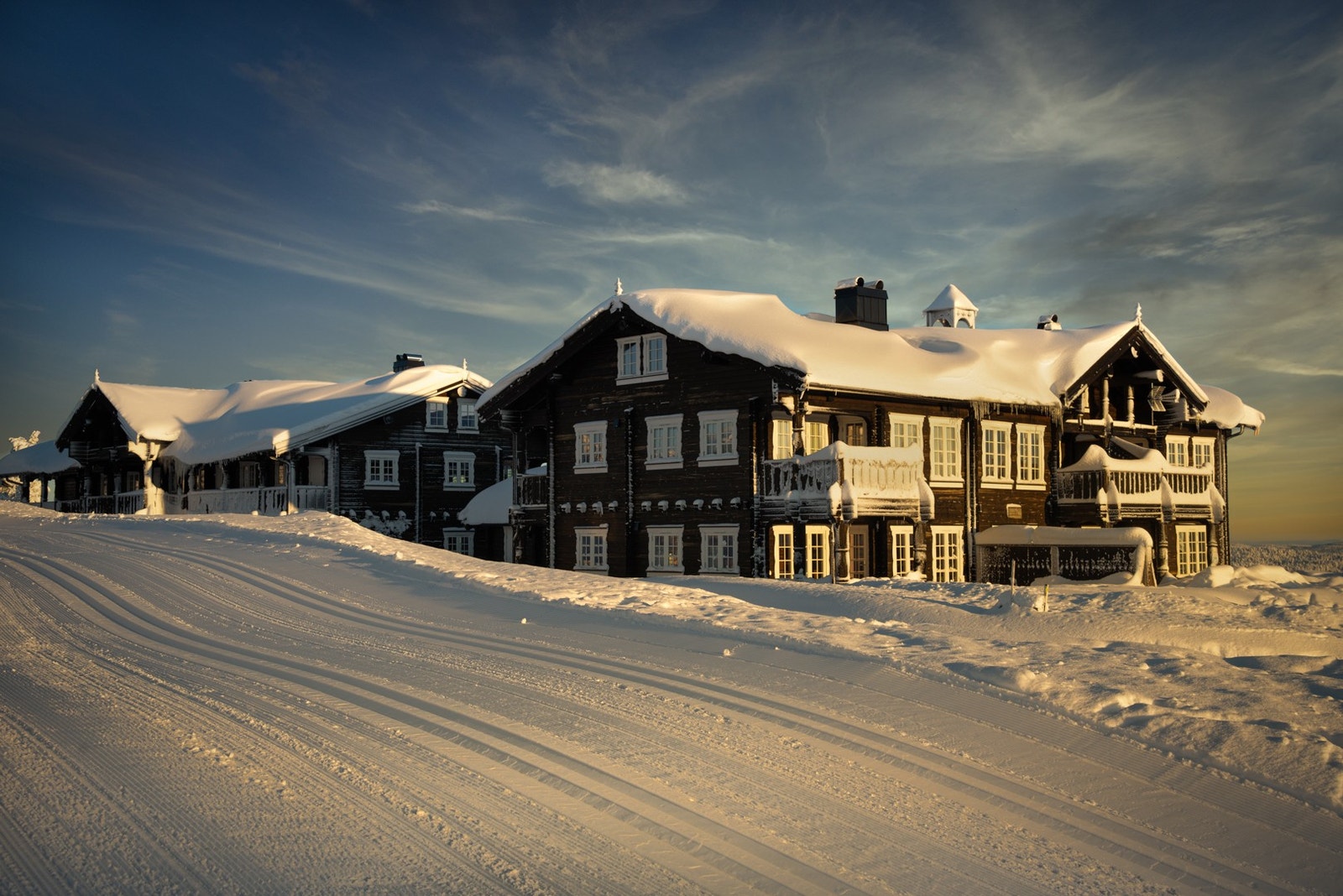 Blefjell byr på mer enn 180 km med skiløyper og løypene starter rett utenfor Blefjell Lodge
Blefjell Løypeforening tilrettelegger til hver helg gjennom vinteren. Galleribilde