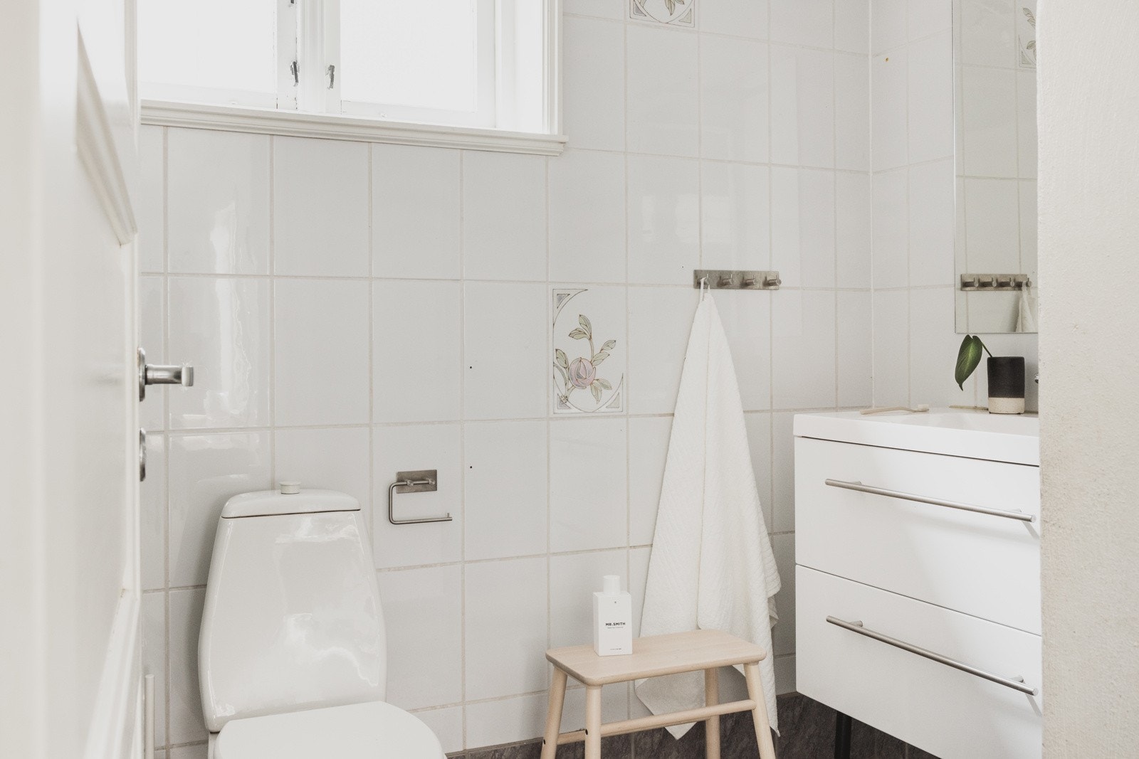 Badet finner man i boligens 1. etasje. Galleribilde